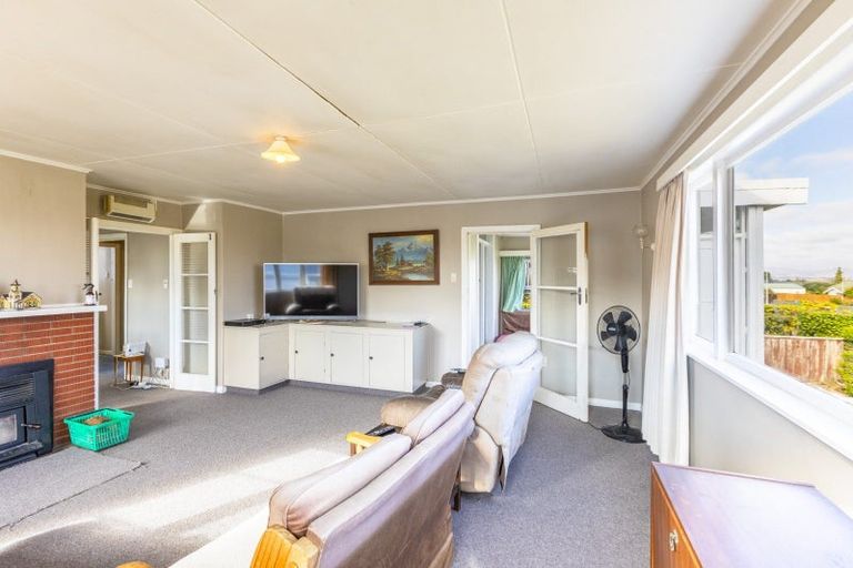 Photo of property in 2 Nelson Street, Waipukurau, 4200
