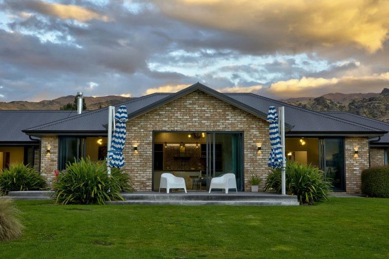 Photo of property in 14 Mclean Road, Northburn, Cromwell, 9383