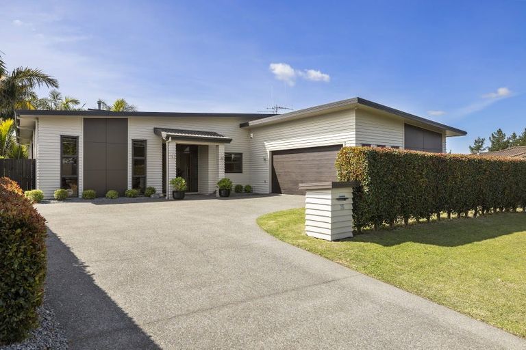 Photo of property in 35 Bellbird Rise, Pyes Pa, Tauranga, 3112