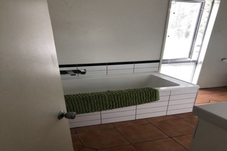 Photo of property in 2/44b Tabart Street, Woolston, Christchurch, 8023