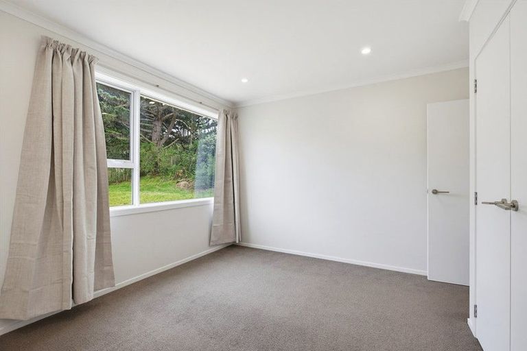 Photo of property in 38 Owhiti Street, Titahi Bay, Porirua, 5022