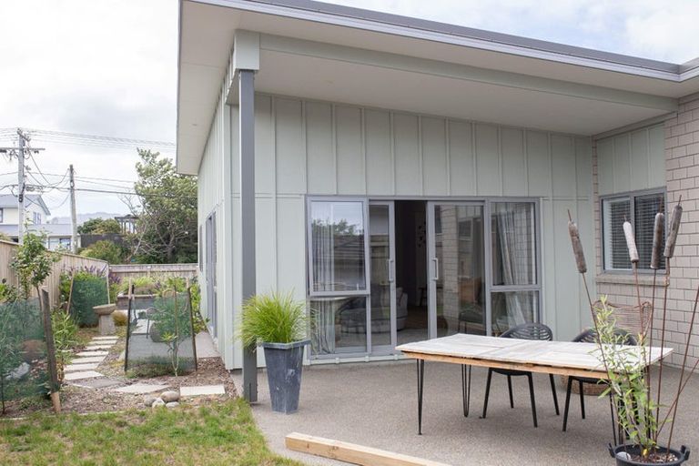 Photo of property in 19a Francis Road, Paraparaumu Beach, Paraparaumu, 5032