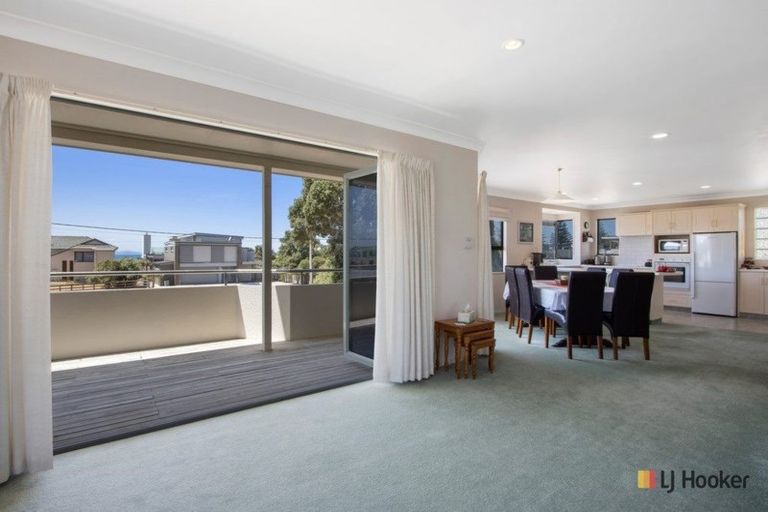 Photo of property in 10 Shaw Road, Waihi Beach, 3611