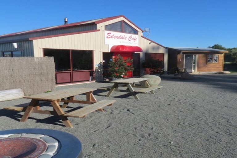 Photo of property in 888 Sandy Knolls Road, West Melton, 7675