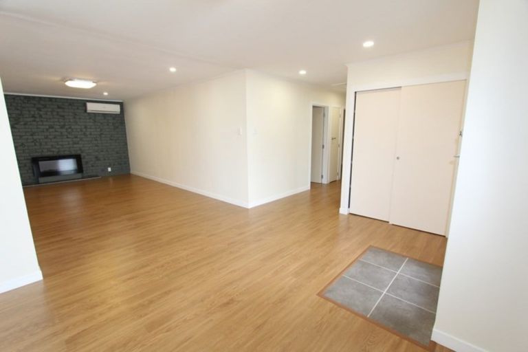 Photo of property in 9 Kereru Street, Tokoroa, 3420