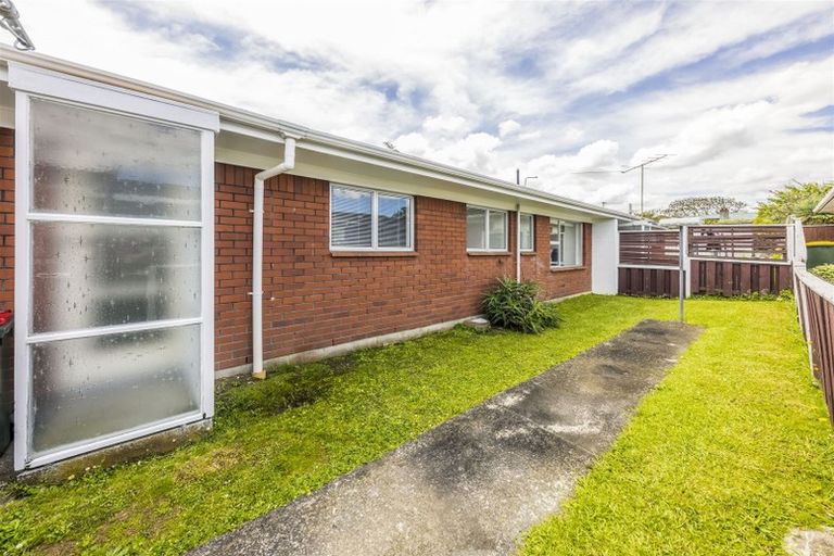 Photo of property in 2/181 Shirley Road, Papatoetoe, Auckland, 2025
