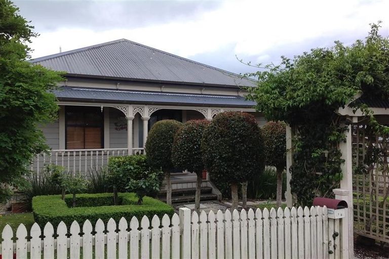 Photo of property in 1/6 Georgia Terrace, Albany, Auckland, 0632