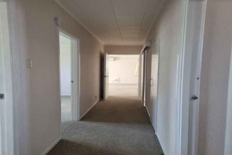 Photo of property in 1/13 Studfall Street, Pakuranga Heights, Auckland, 2010