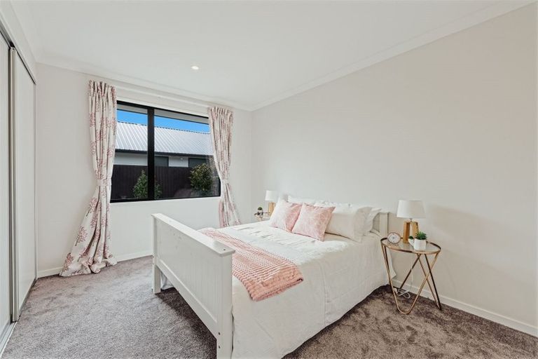 Photo of property in 5 Amelia Place, Wigram, Christchurch, 8025