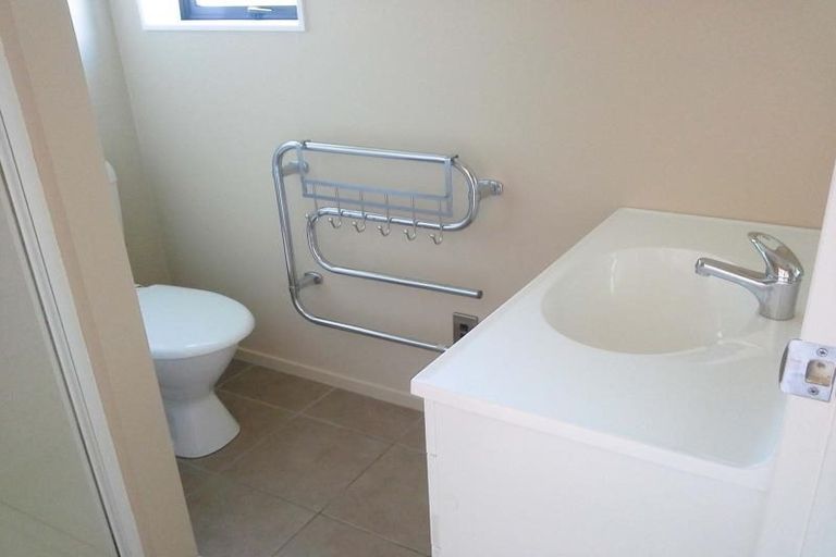 Photo of property in 3 Manuka Place, Whalers Gate, New Plymouth, 4310