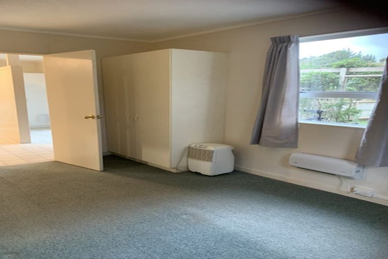 Photo of property in 13b Matai Road, Stanmore Bay, Whangaparaoa, 0932