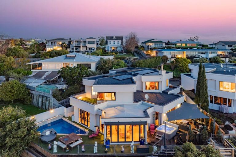 Photo of property in 128b Thompson Road, Bluff Hill, Napier, 4110