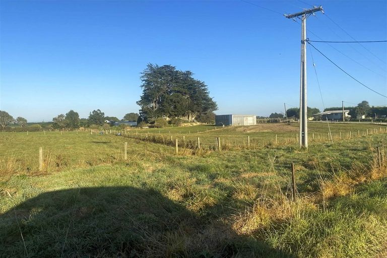 Photo of property in 13 Woodlands Cemetery Road, Woodlands, Invercargill, 9871