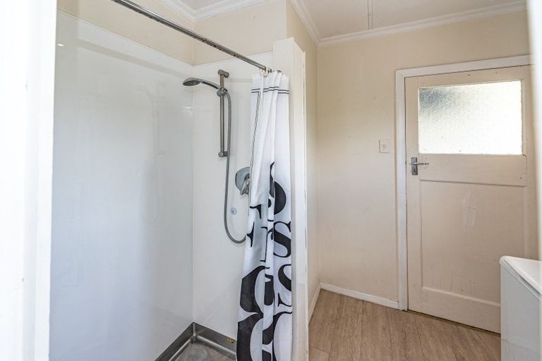 Photo of property in 64 Purnell Street, College Estate, Whanganui, 4500
