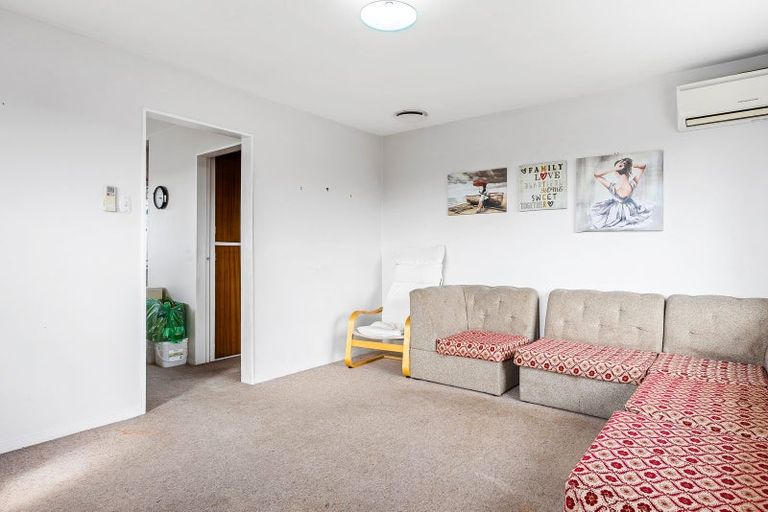 Photo of property in 1/74 Veitches Road, Casebrook, Christchurch, 8051