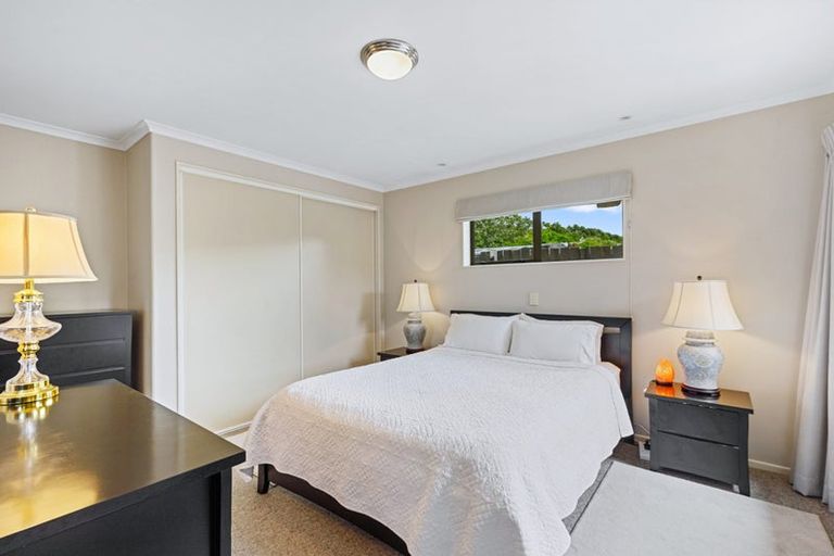 Photo of property in 6 Mcleod Place, Papamoa Beach, Papamoa, 3118