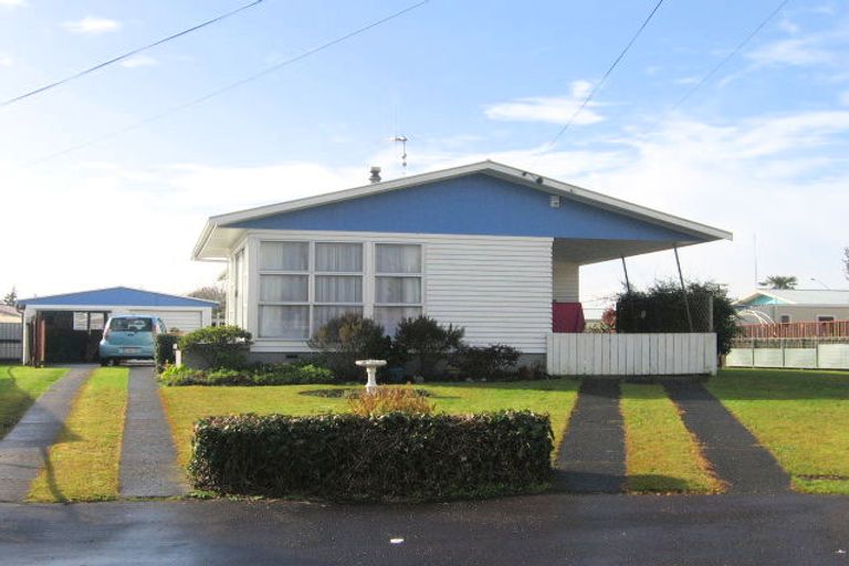 Photo of property in 19 Cricket Place, Melville, Hamilton, 3206