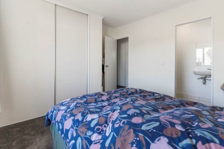 Photo of property in 47 Kellett Road, Ranui, Auckland, 0612