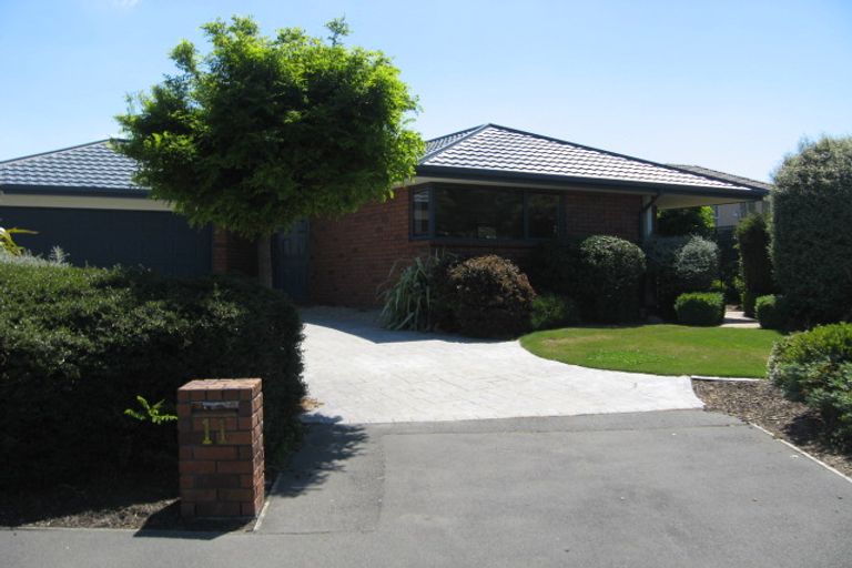 Photo of property in 11 Ridgewood Place, Shirley, Christchurch, 8061