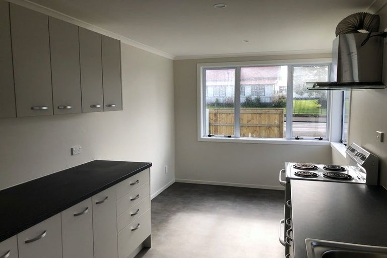 Photo of property in 102 Vogel Street, Woodville, 4920