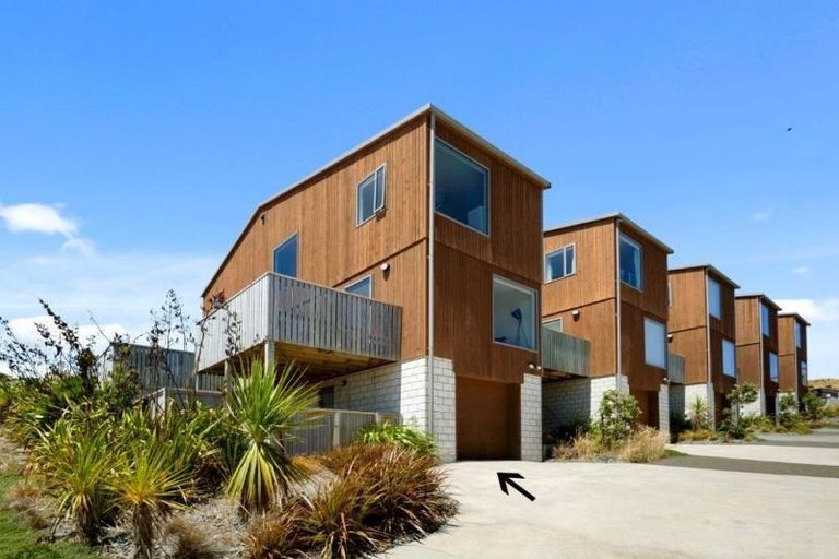 Photo of property in 63 Woodridge Drive, Woodridge, Wellington, 6037