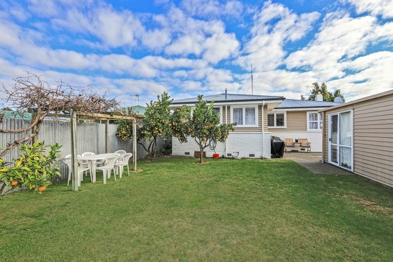 Photo of property in 38 Oldham Avenue, Onekawa, Napier, 4110