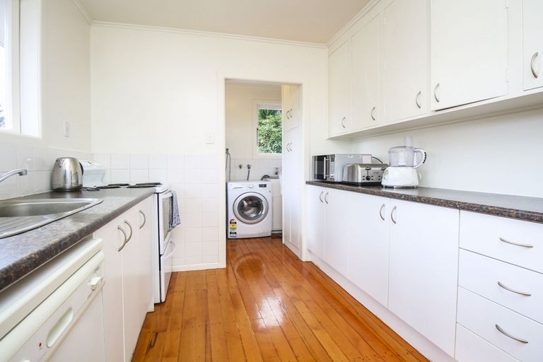 Photo of property in 1/16 Ayrton Street, Te Atatu South, Auckland, 0610