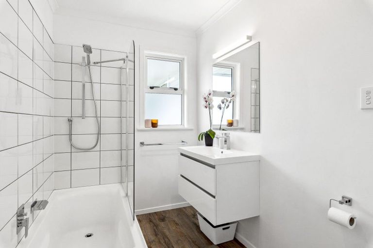 Photo of property in 56 Salisbury Street, Levin, 5510