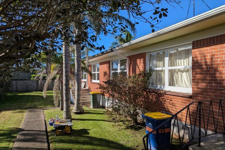 Photo of property in 6/25 Corunna Road, Milford, Auckland, 0620