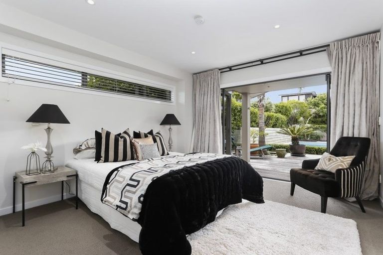 Photo of property in 14 Churchill Road, Murrays Bay, Auckland, 0630