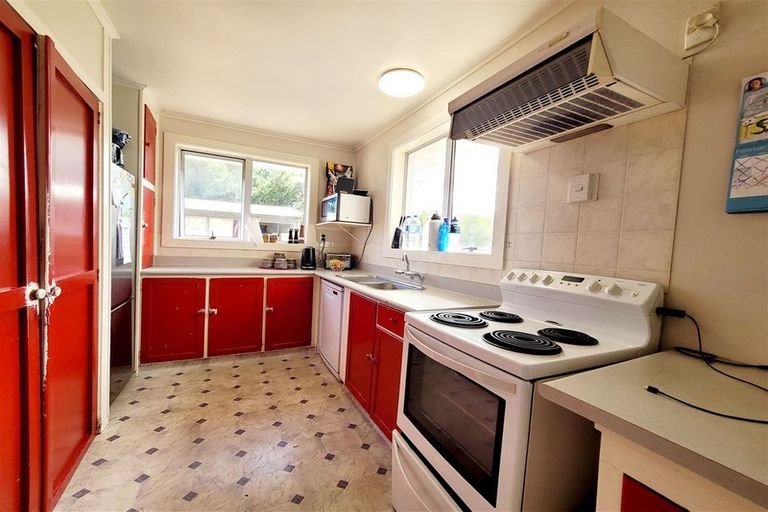 Photo of property in 65 Clouston Park Road, Clouston Park, Upper Hutt, 5018