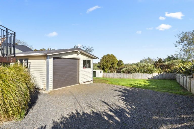 Photo of property in 51 Burrow Road, Pukekohe, 2120