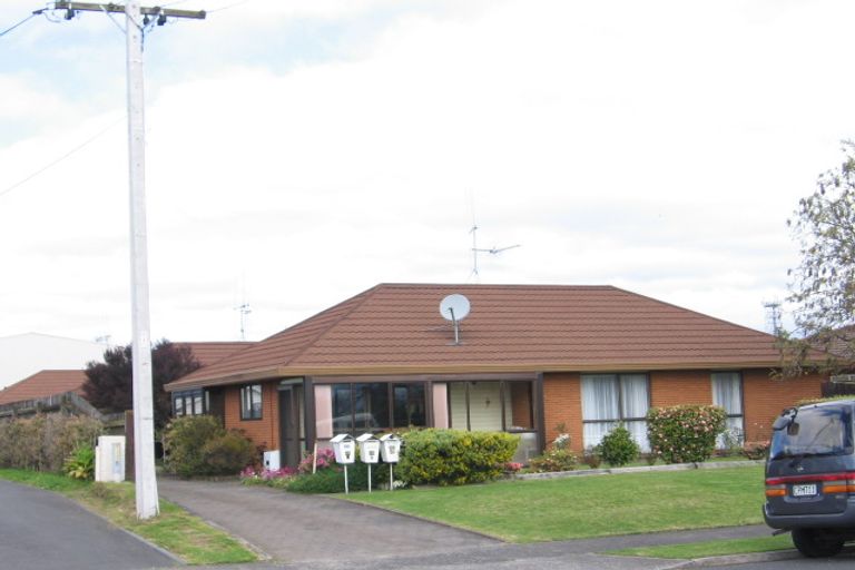 Photo of property in 82a Edgecumbe Road, Tauranga, 3110