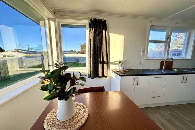 Photo of property in 15 Rothesay Place, Rockdale, Invercargill, 9812