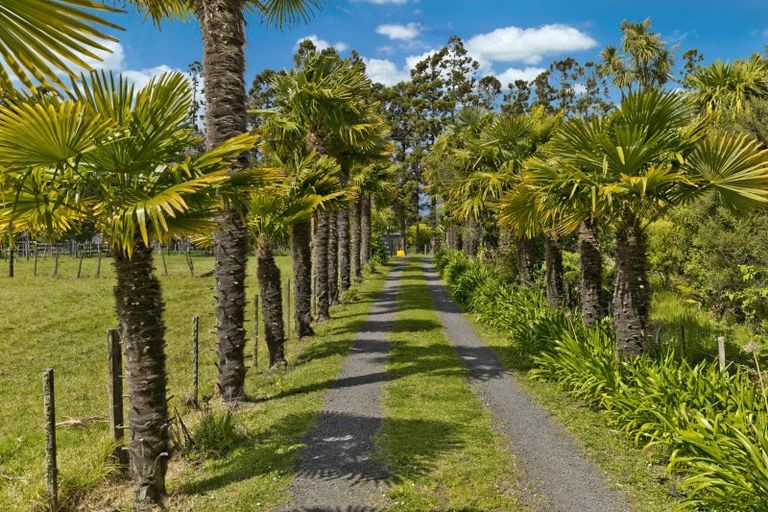 Photo of property in 106 Sanders Road, Paremoremo, Albany, 0793