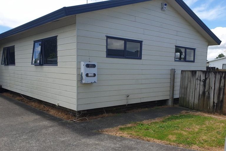 Photo of property in 32e Station Road, Takanini, 2112