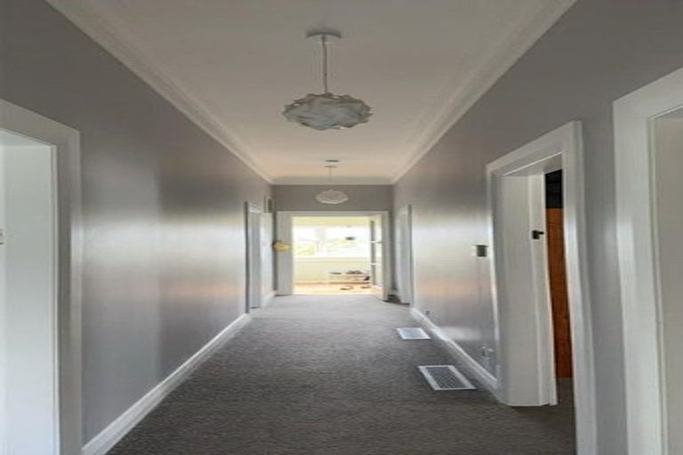 Photo of property in 37 Charlotte Avenue, Brooklyn, Wellington, 6021