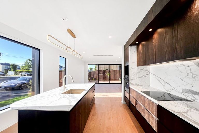 Photo of property in 1/74 Caledonian Road, St Albans, Christchurch, 8014