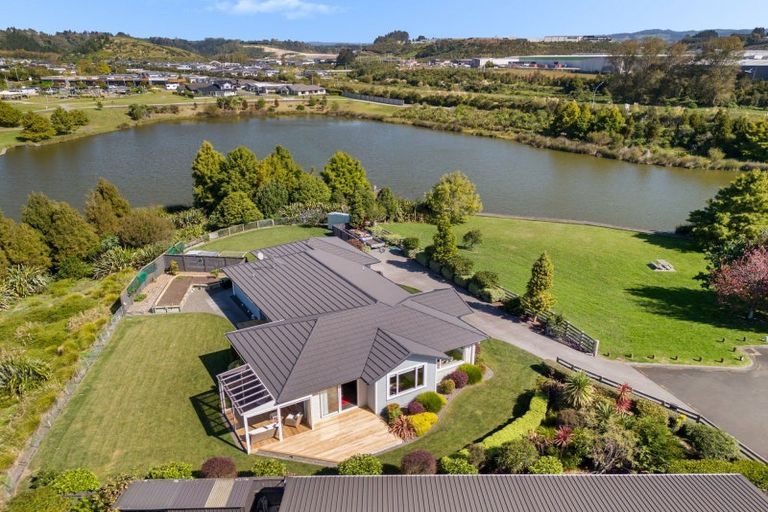 Photo of property in 43 Double Bay Road, Pyes Pa, Tauranga, 3112