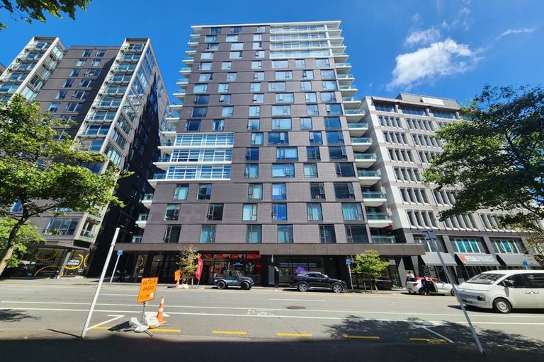 Photo of property in Pinnacle Apartments, E702/160 Victoria Street, Te Aro, Wellington, 6011