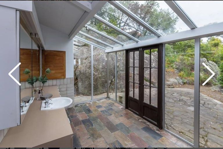 Photo of property in 1 Halcyon Way, Cashmere, Christchurch, 8022