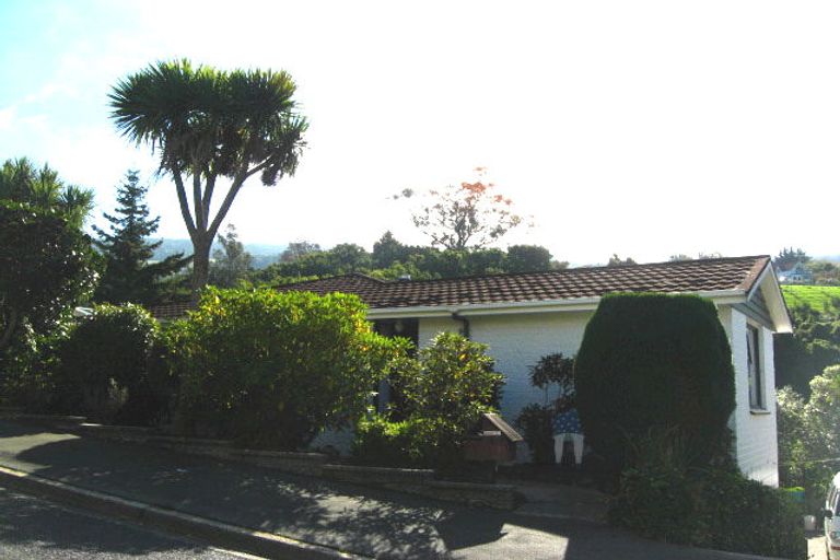 Photo of property in 44 Pioneer Crescent, Helensburgh, Dunedin, 9010