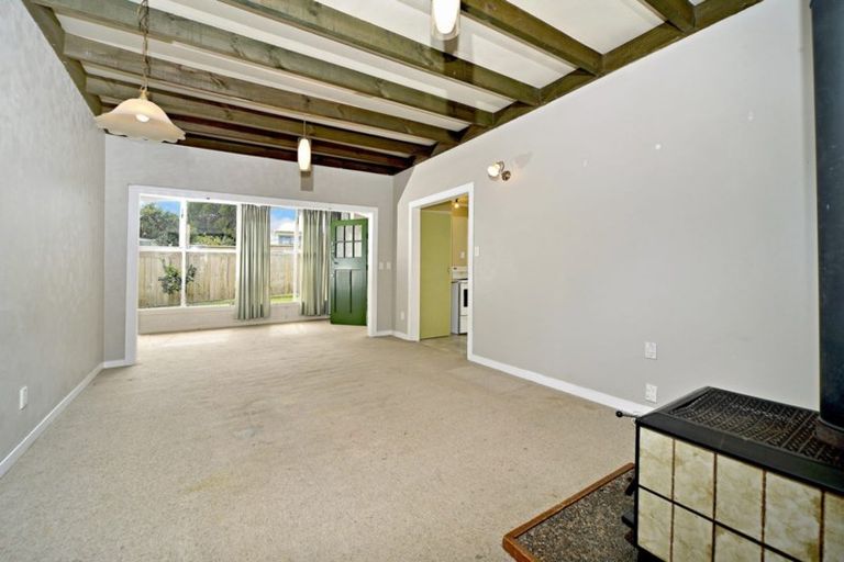 Photo of property in 6 West Street, Papakura, 2110