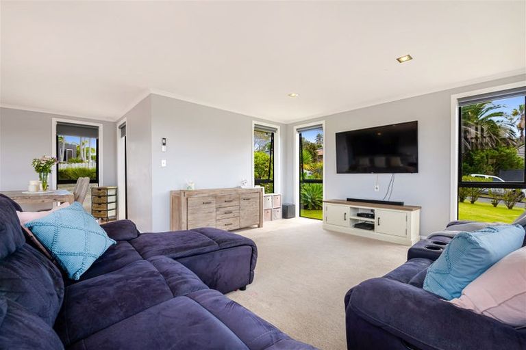 Photo of property in 7 Burwood Terrace, Gulf Harbour, Whangaparaoa, 0930