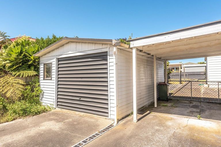 Photo of property in 12 Durie Street, Durie Hill, Whanganui, 4500