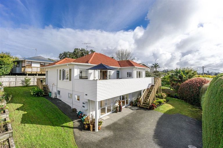 Photo of property in 6a Pupuke Road, Hillcrest, Auckland, 0627