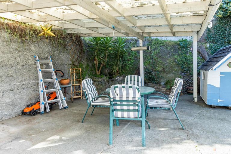 Photo of property in 17 Nelson Terrace, Seaview, Timaru, 7910