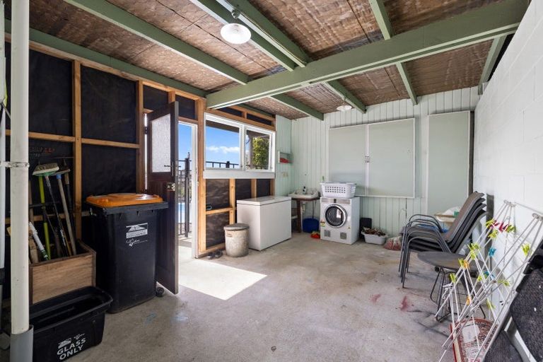 Photo of property in 164 Limbrick Street, Terrace End, Palmerston North, 4410