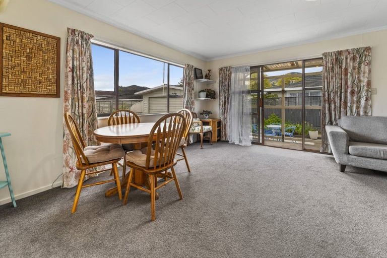 Photo of property in 2/64 Fergusson Street, Stoke, Nelson, 7011