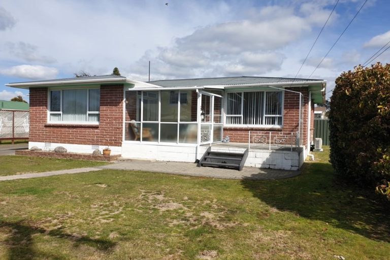 Photo of property in 4 Park Road, Western Heights, Rotorua, 3015